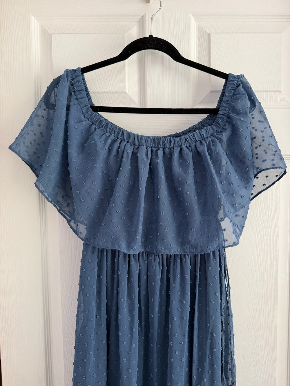 Off-Shoulder Blue Maxi Dress with Ruffle Bodice - Picture 8 of 9